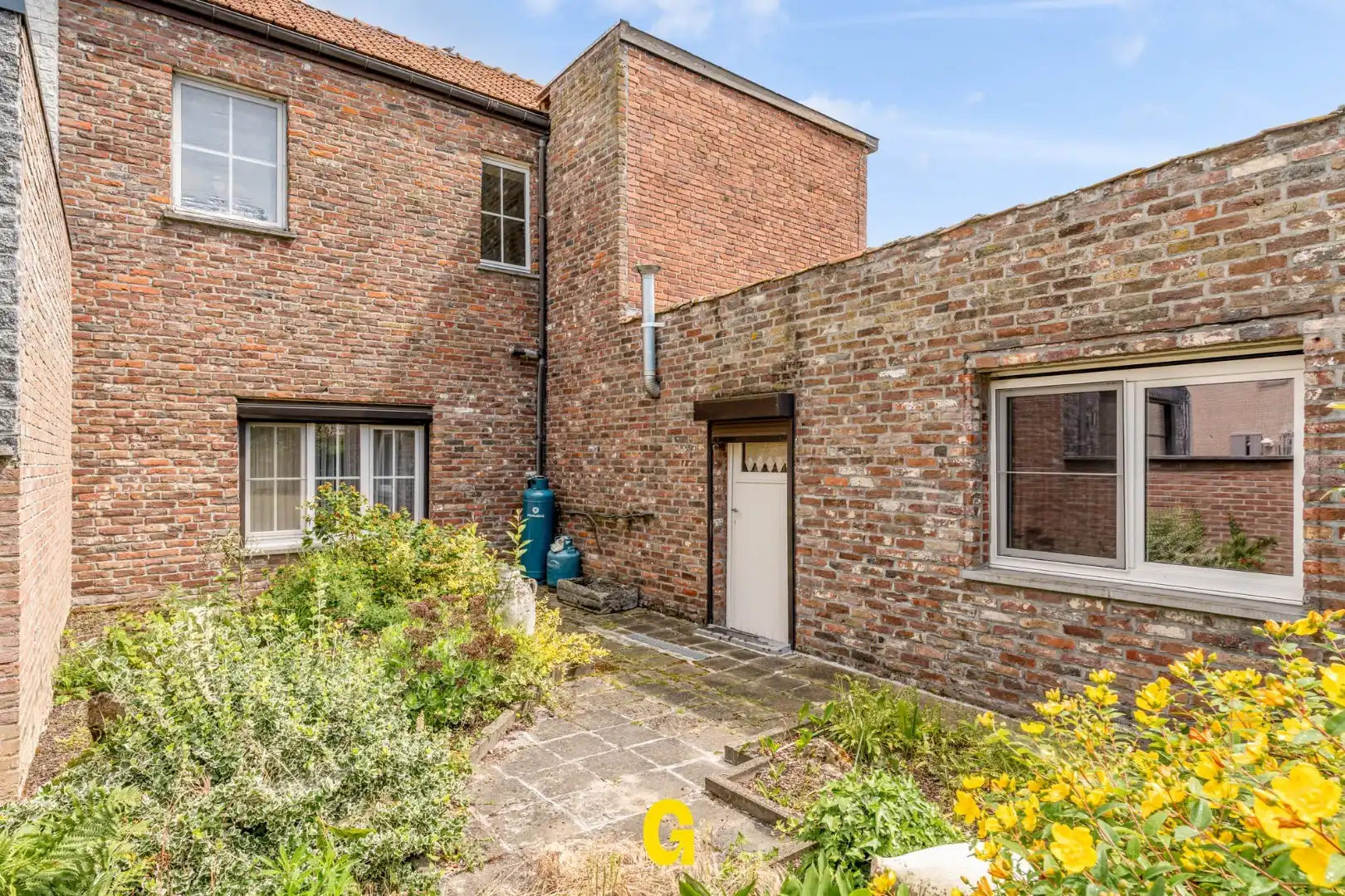 Te renoveren woning met veel karakter en leuke tuin te Lauw, op 3a 96ca foto 14