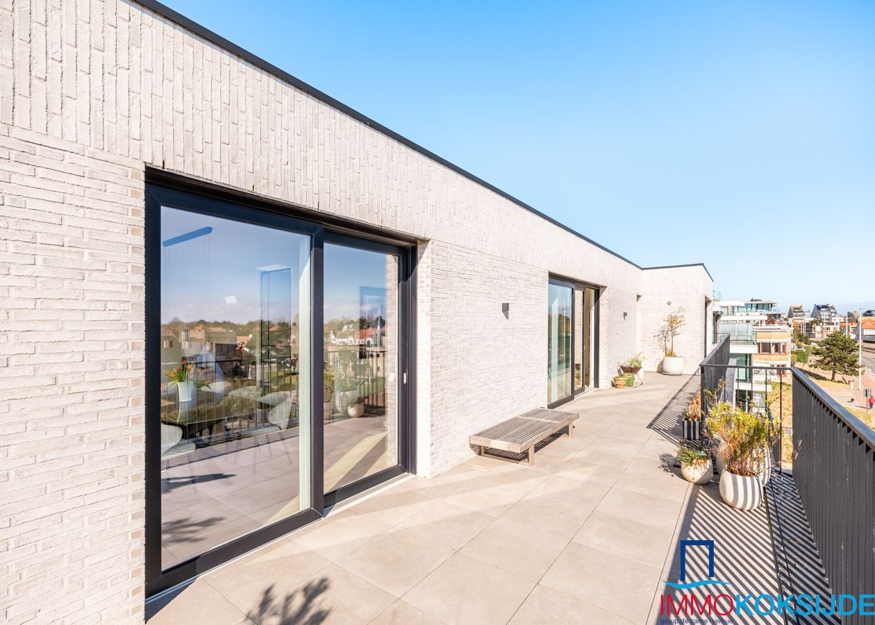 Exclusief penthouse met 3 slaapkamers en zeer ruim zonneterras foto 16