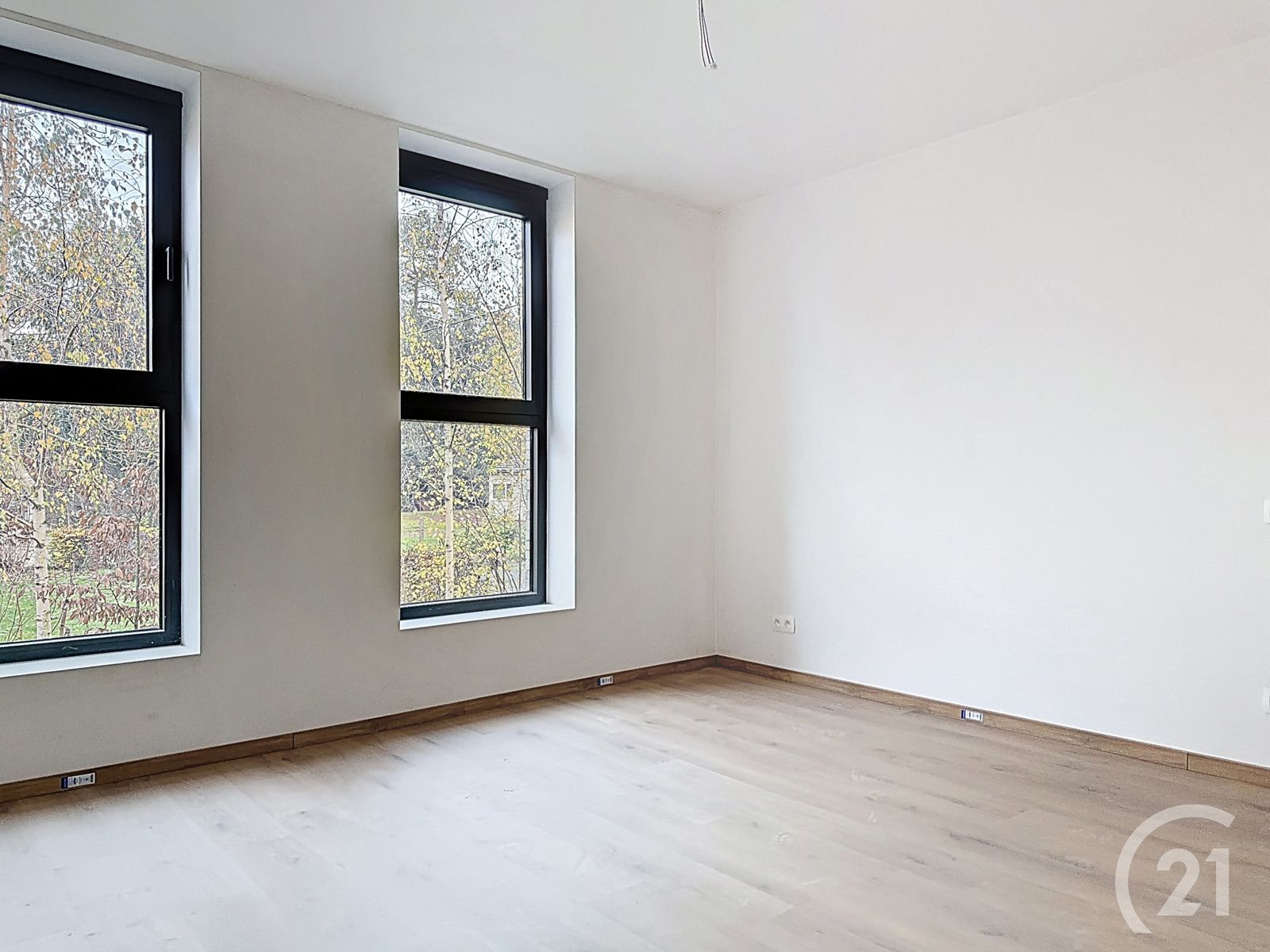 Prachtige nieuwbouwwoning in heel rustige straat te huur! foto 8