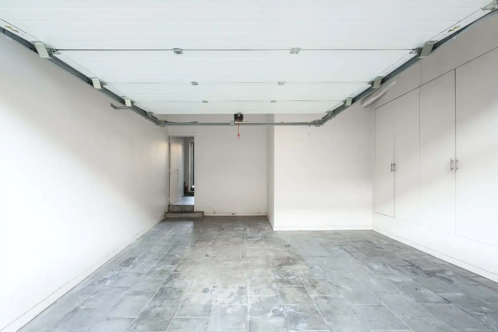 RUIME GEZINSWONING MET TUIN | 5 SLPKS EN GARAGE foto 11