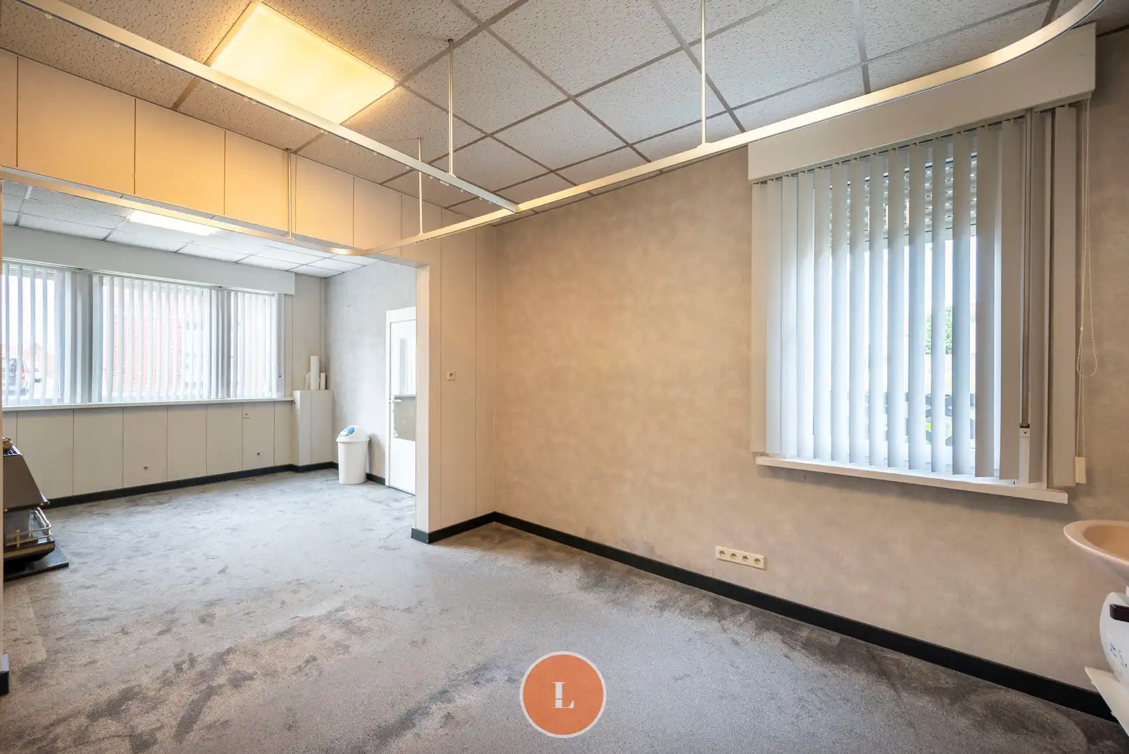 Te renoveren woning te koop in Menen foto 7