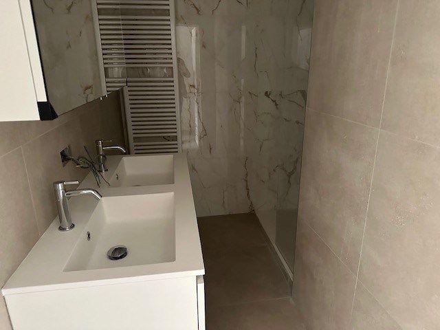 Volledig gerenoveerde, ongemeubelde studio op de 8e verdieping - Zeedijk Oostende foto 7