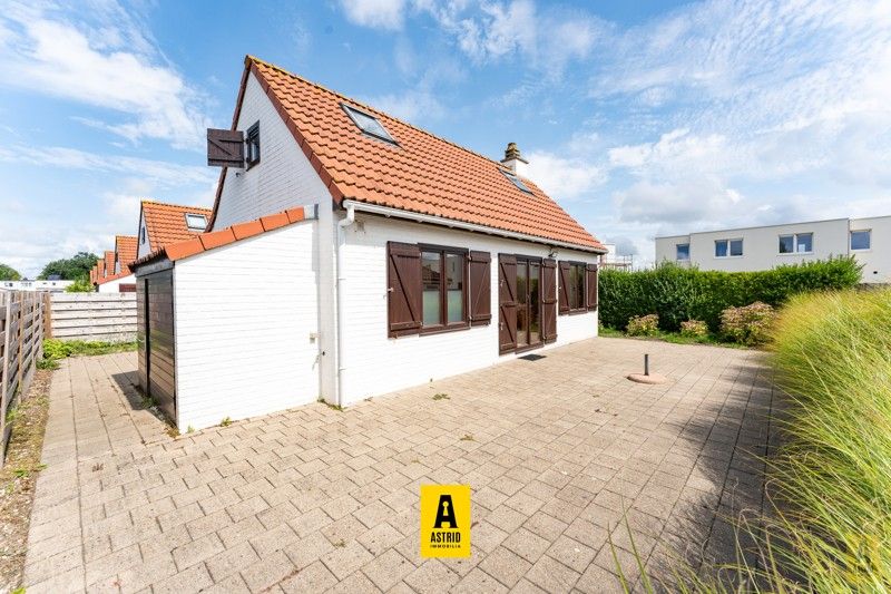 Hoofdfoto van de publicatie: Fantastisch vissershuis met mooie zonnige tuin en parkeerplaats!