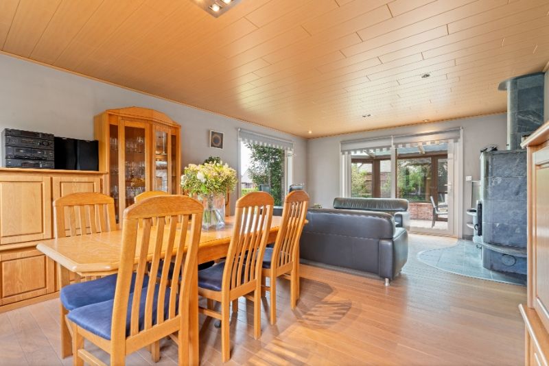 Vrijstaande woning rustige wijk - 832m² grond! foto 4
