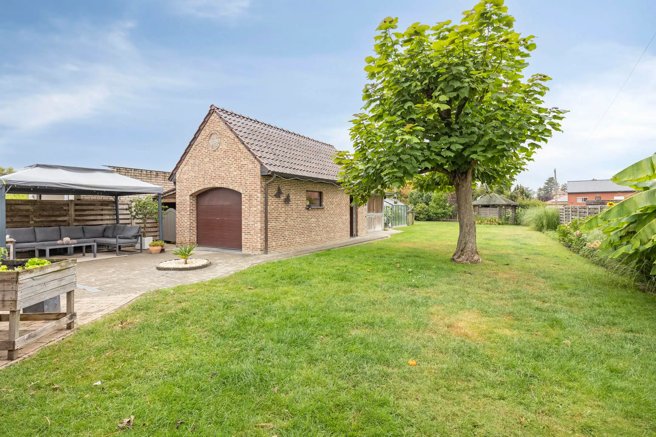 Instapklare vrijstaande woning op ruim perceel foto 22