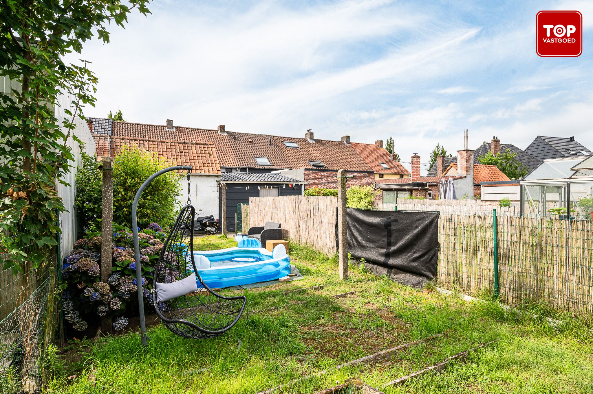 Te renoveren woning met uitstekende bereikbaarheid foto 27