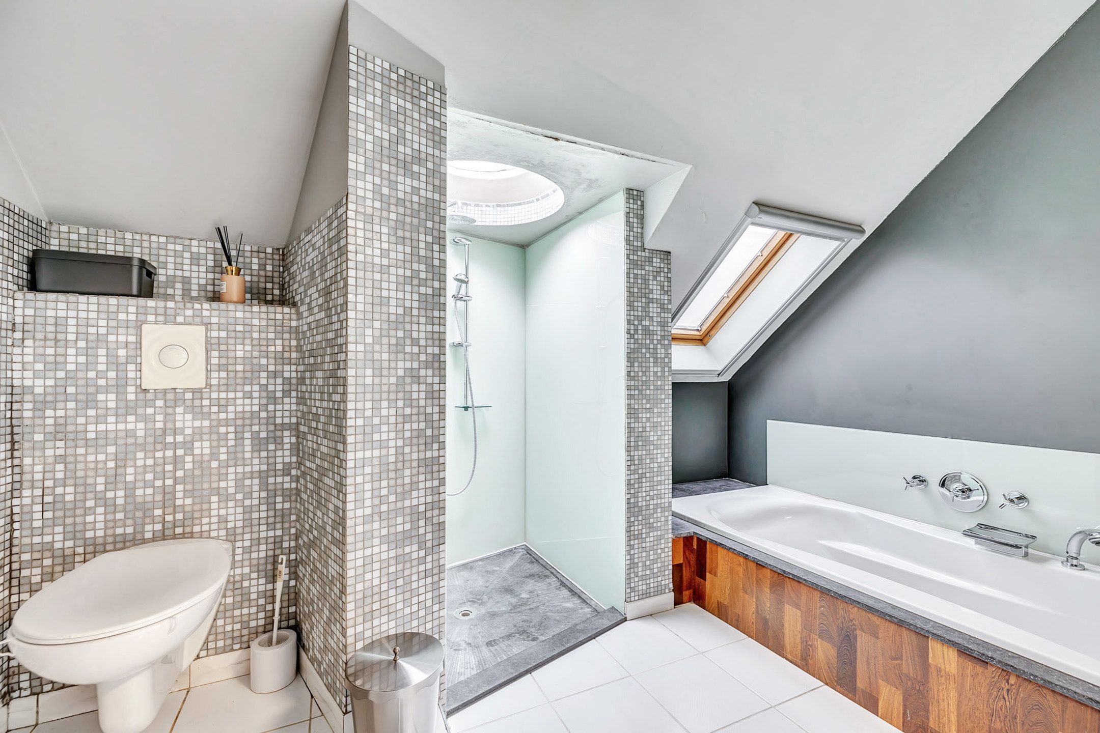 Gezellige, instapklare HOB met garage en tuin foto 21