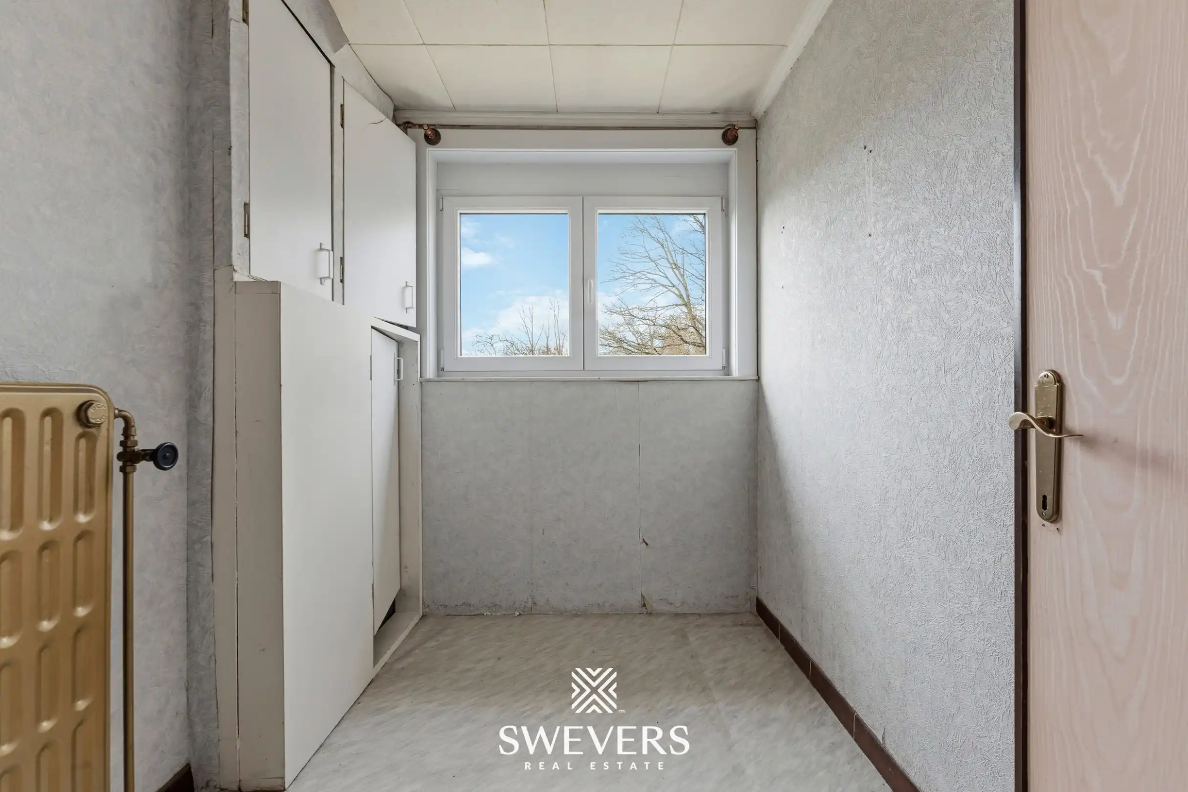 Bel-etage woning, 3 slpk, met aansluitende weide en vergunde stallingen en aparte weide, in totaal op 85a52ca foto 16