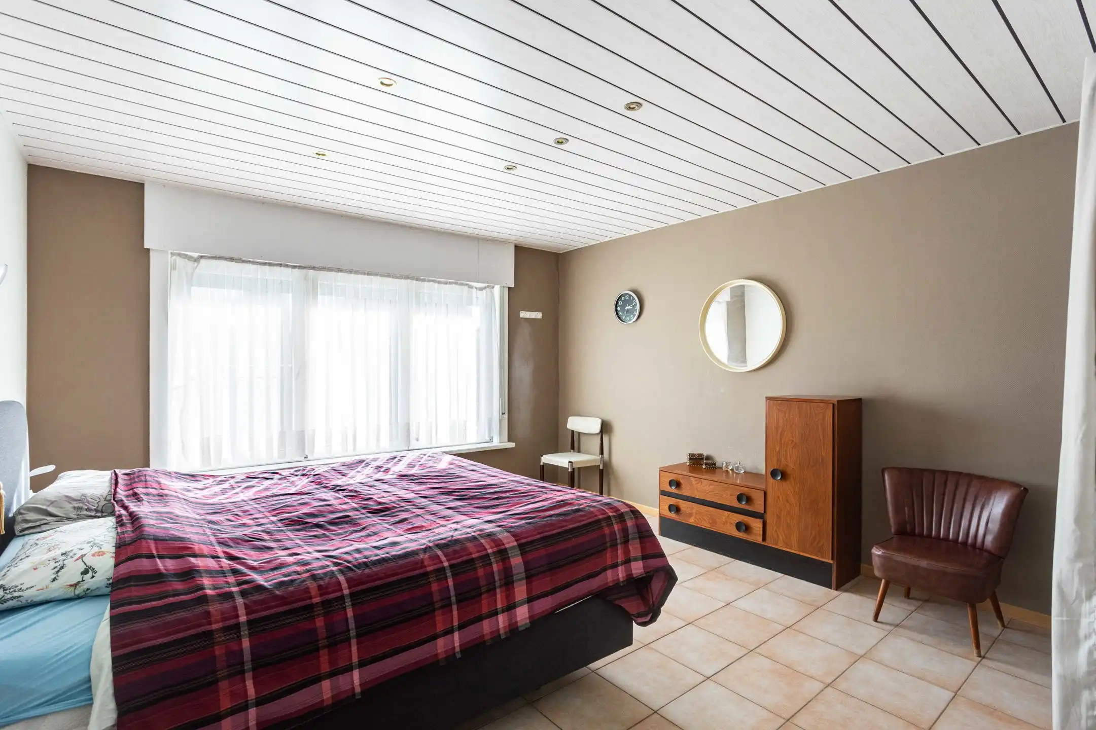 Solide burgerwoning met garage en tuin op gunstige ligging foto 20