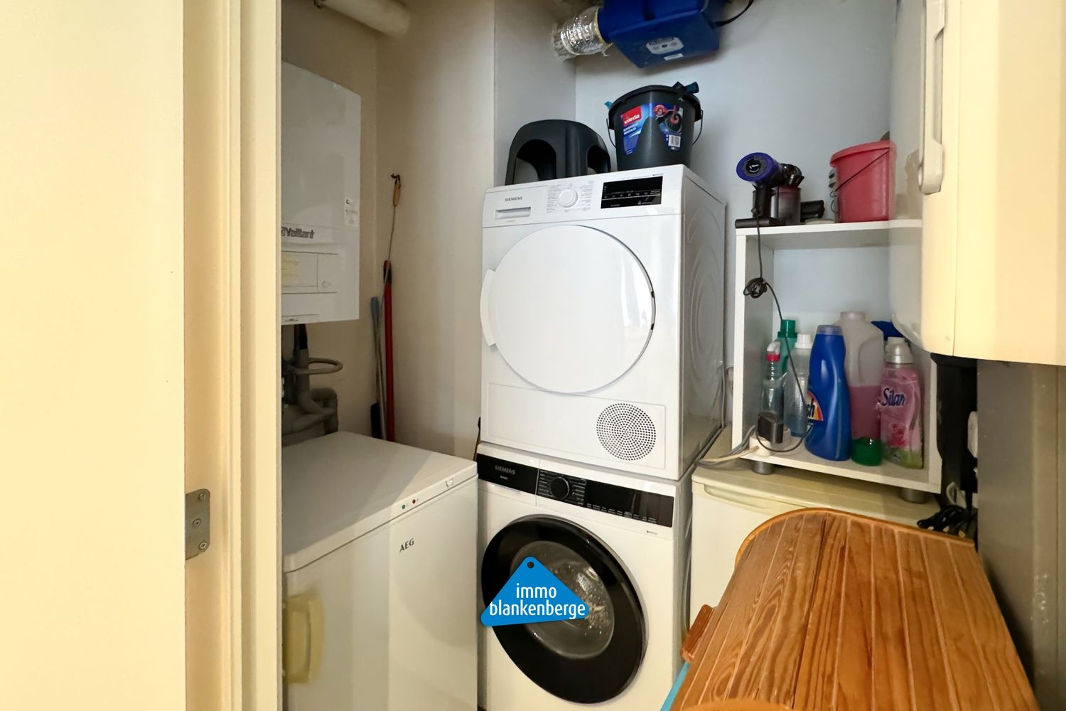 Ruim en modern appartement met twee slaapkamers foto 21