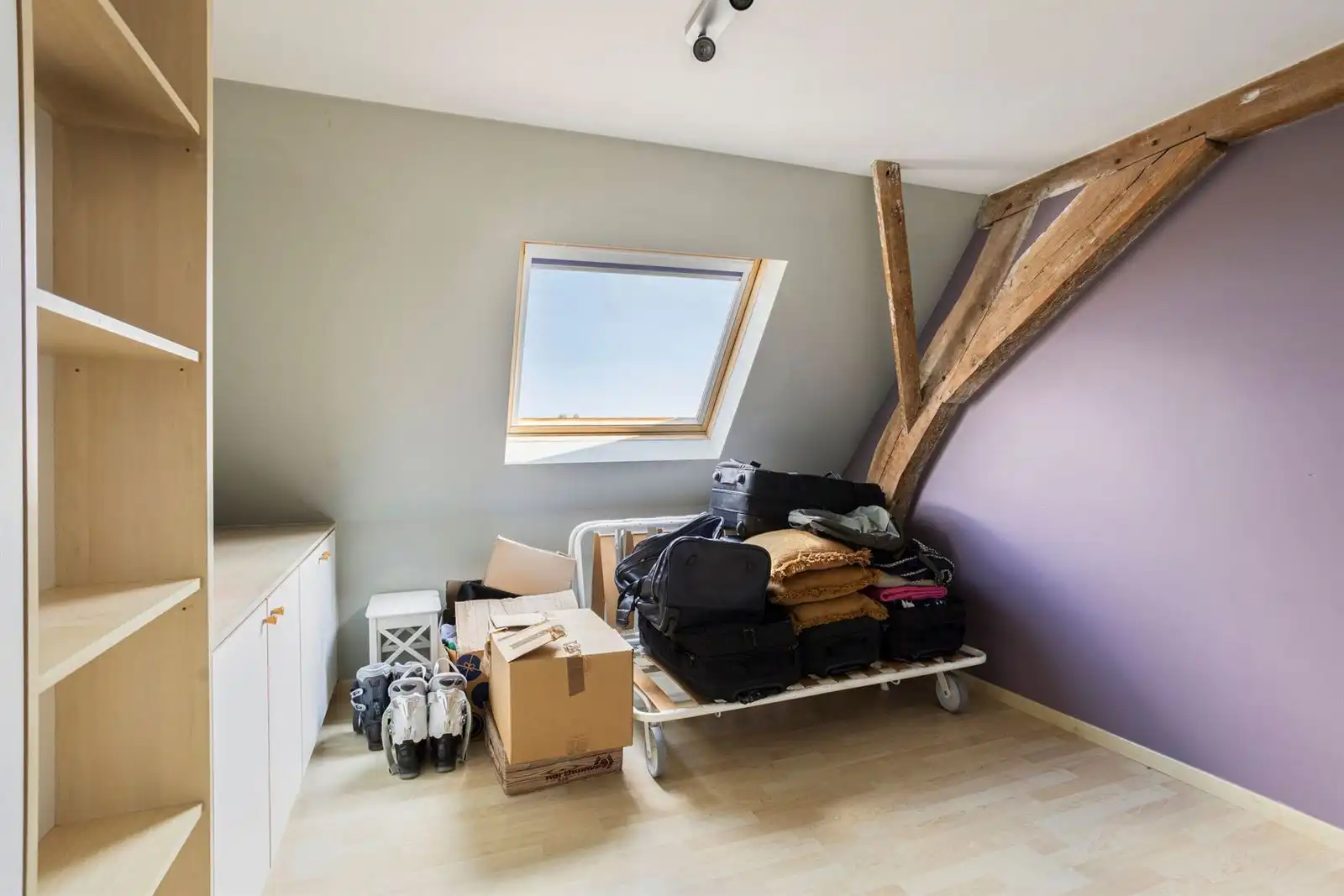Ruime woning (4slpk) met handelsruimte en magazijn op toplocatie in Halle foto 16