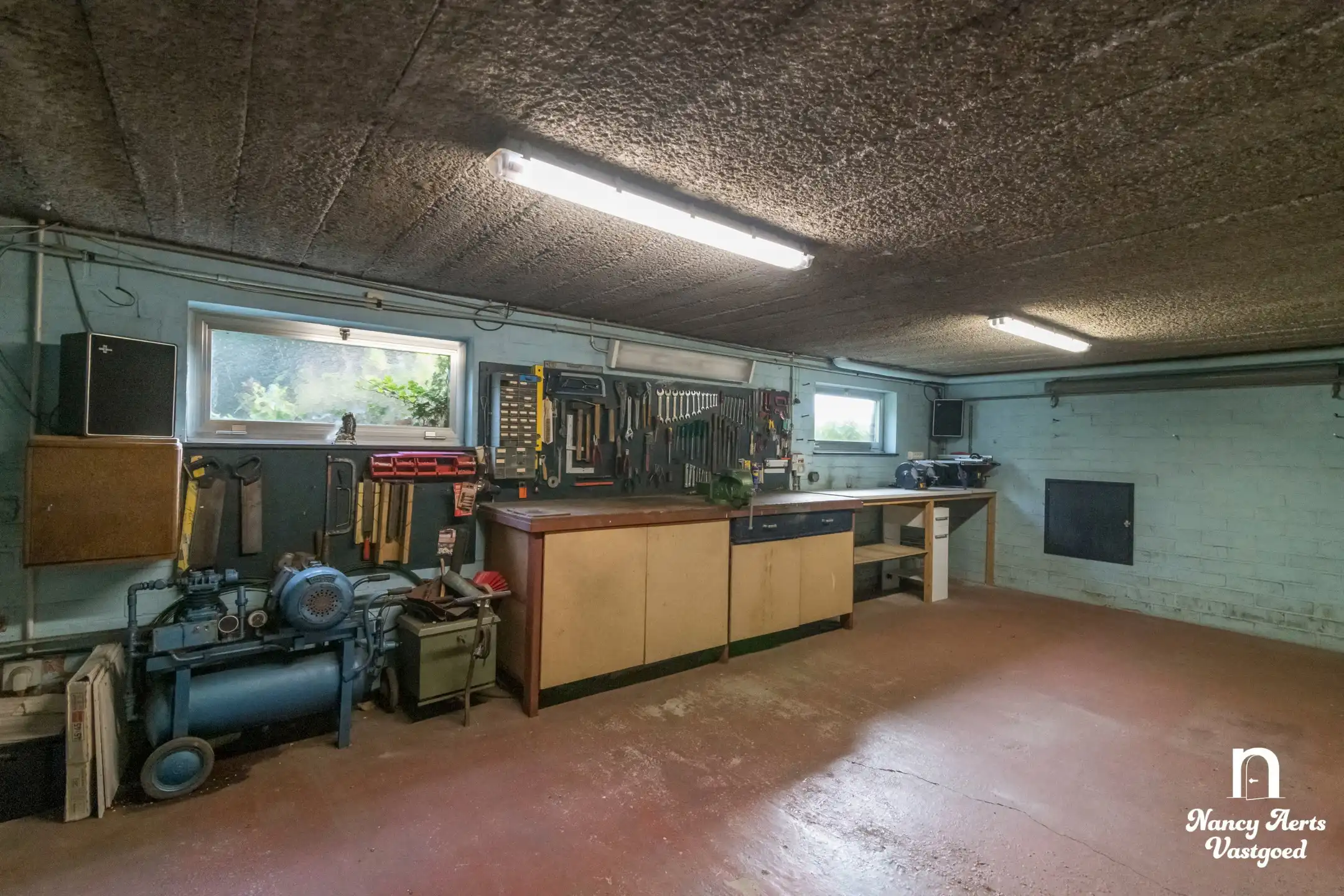 Goed onderhouden gezinswoning met grote tuin foto 38