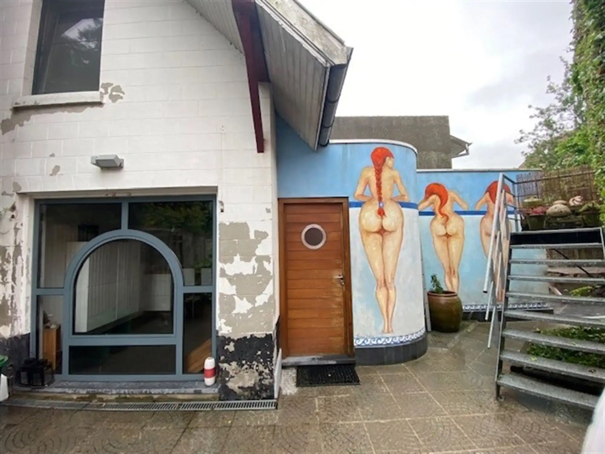 Gemeubeld bijhuis foto {{pictureIndex}}