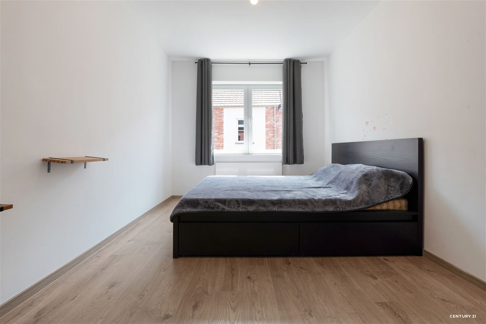 Instapklare, recent gerenoveerde woning met 3 slaapkamers foto 16