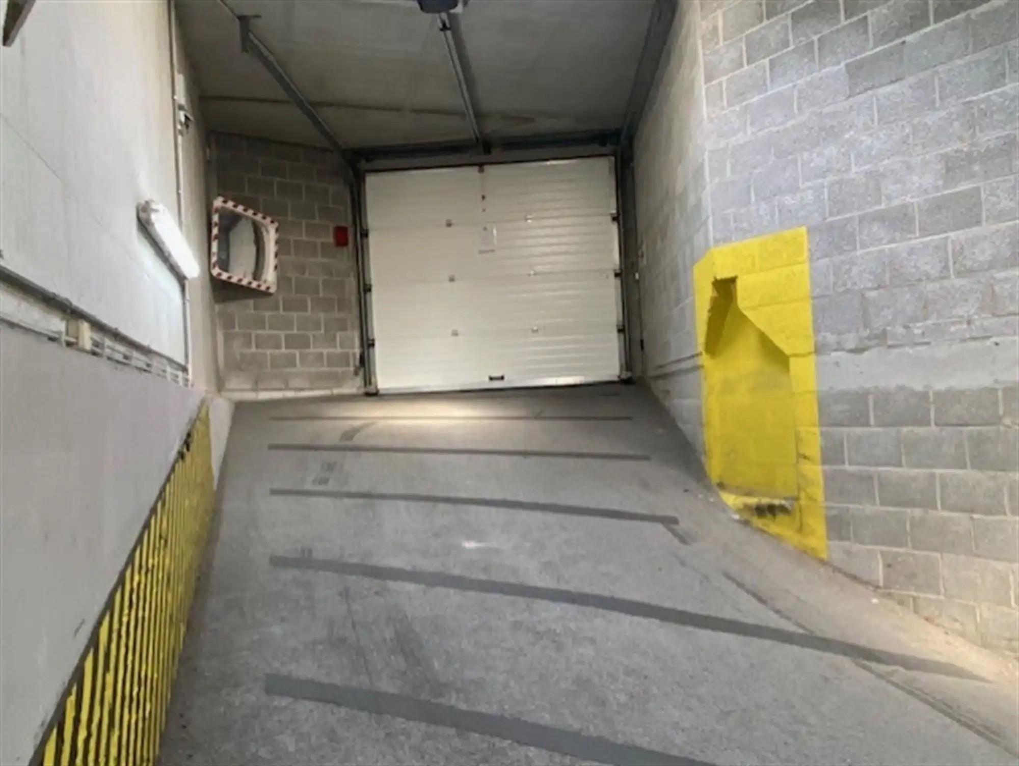 Parking / Garage foto 2
