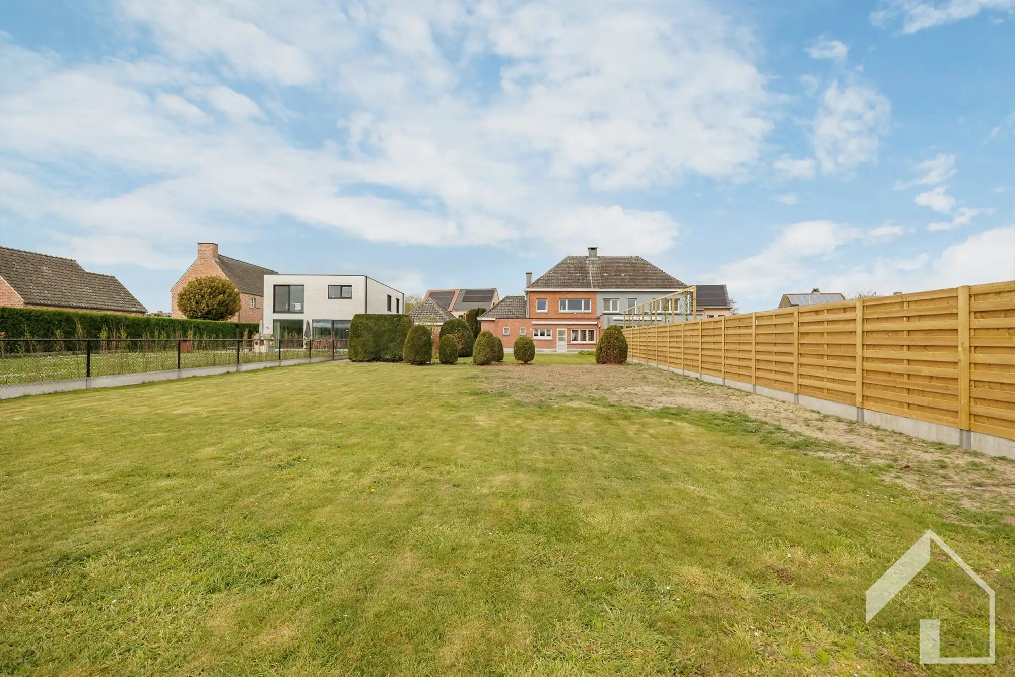 HOB in leuke en groene omgeving foto 15