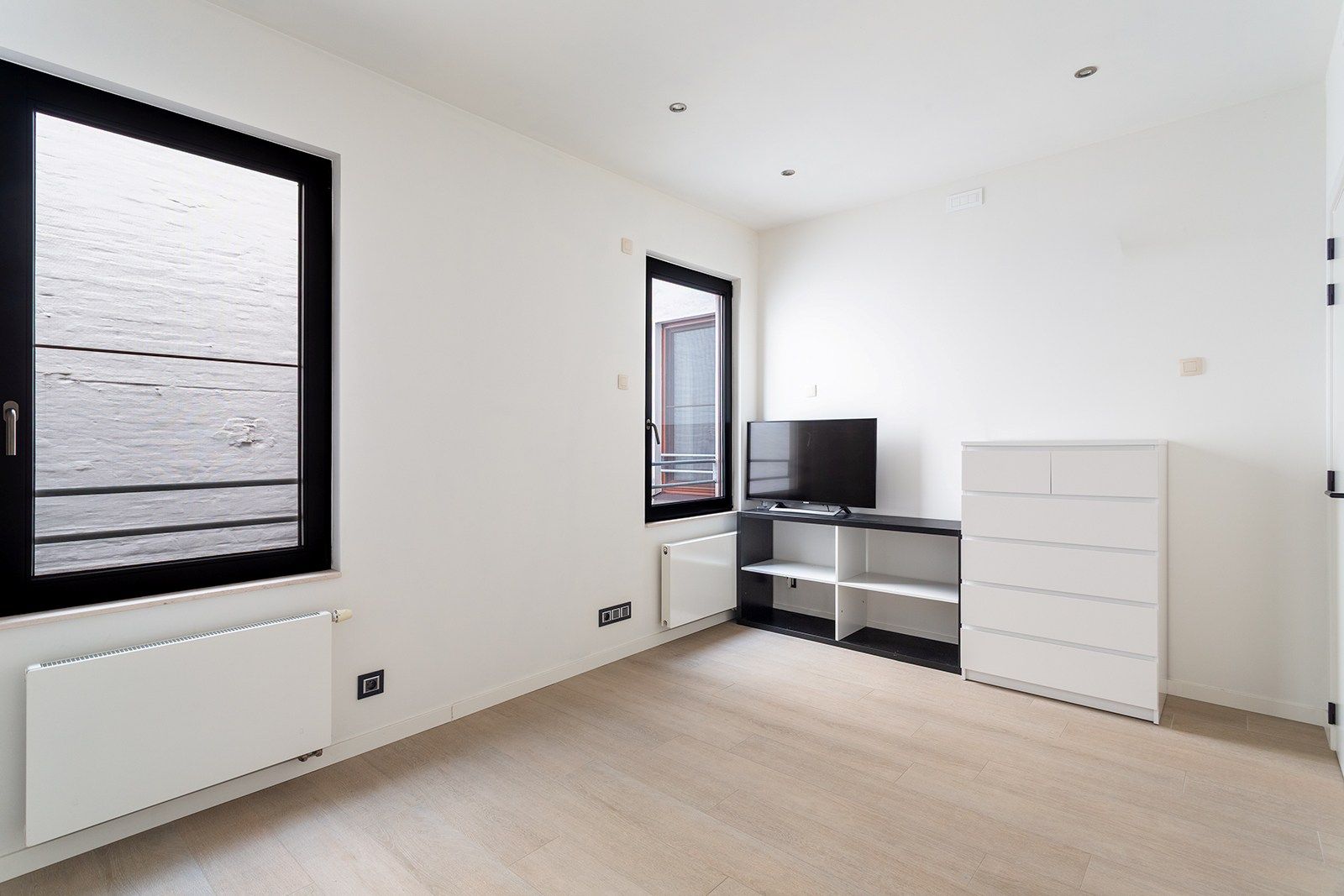 Stijlvol wonen in het hart van de Cadix-wijk foto 19