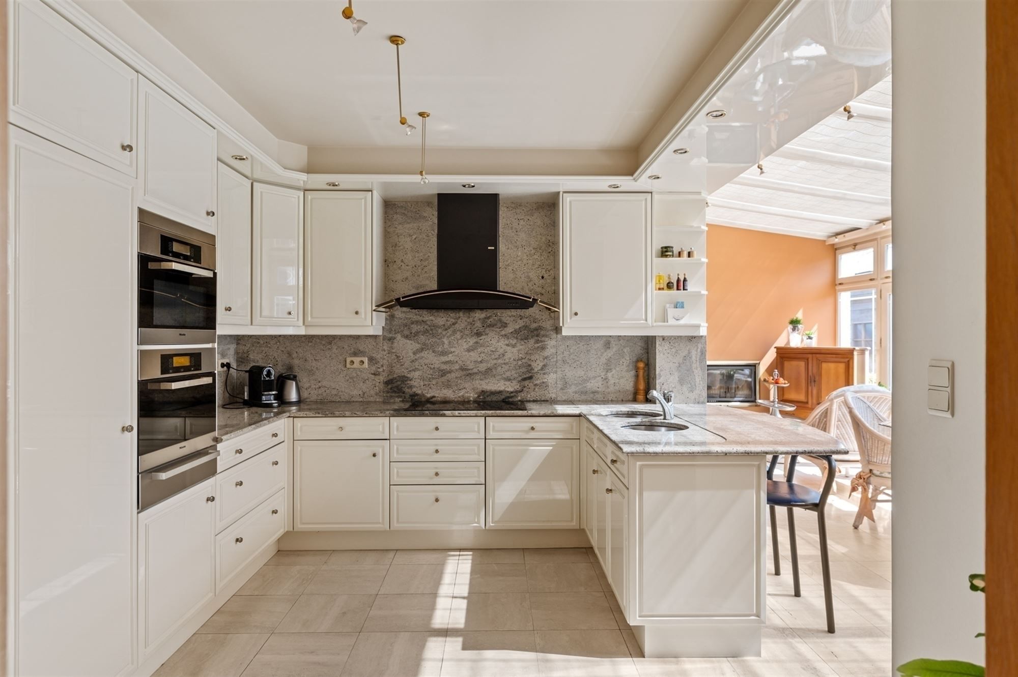 Knappe bedrijfswoning met ruime loods te Onze-Lieve-Vrouw-Waver foto 10