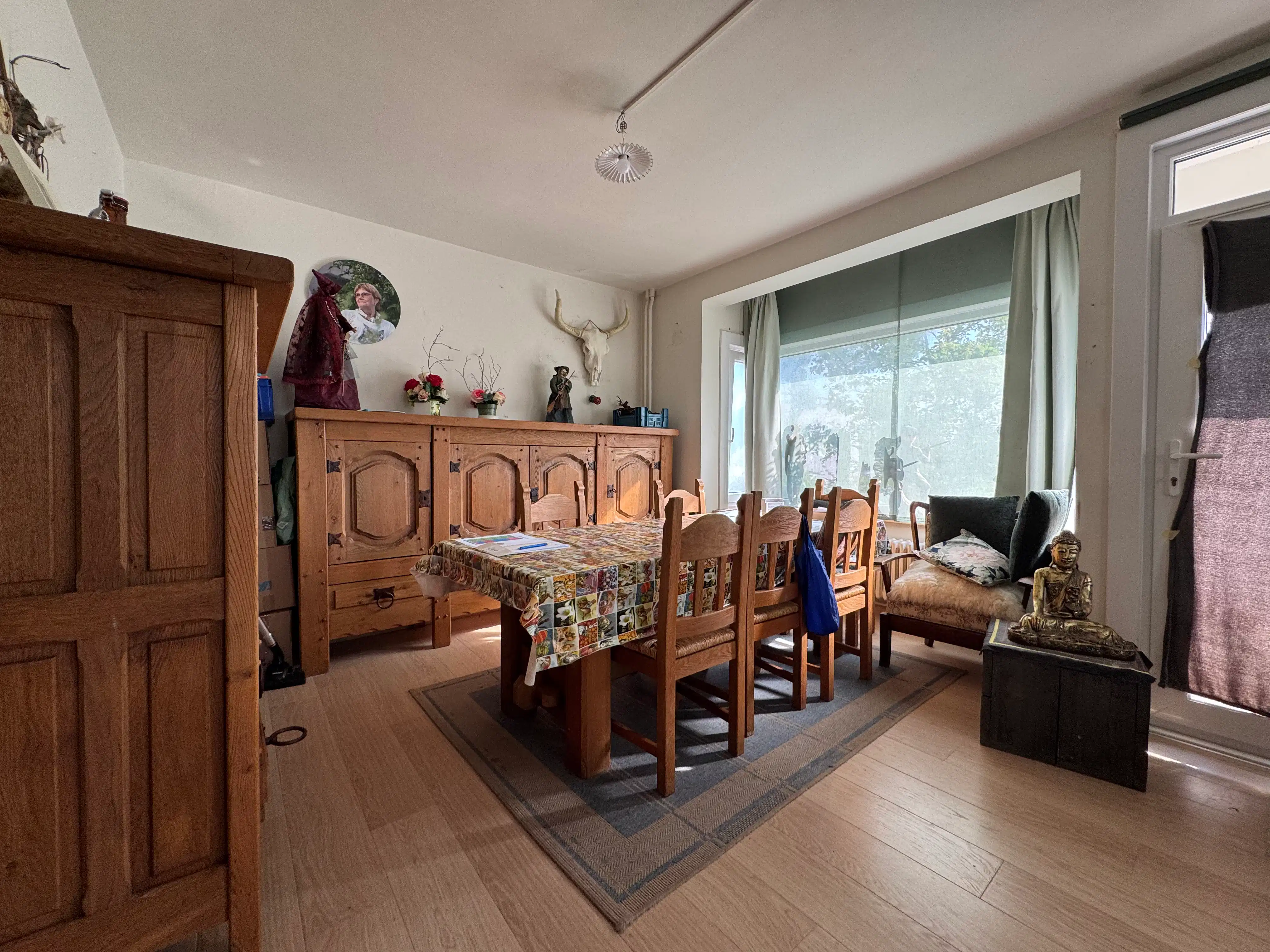 Lichtrijk appartement met uitzicht op het groen & nabij centrum foto 3