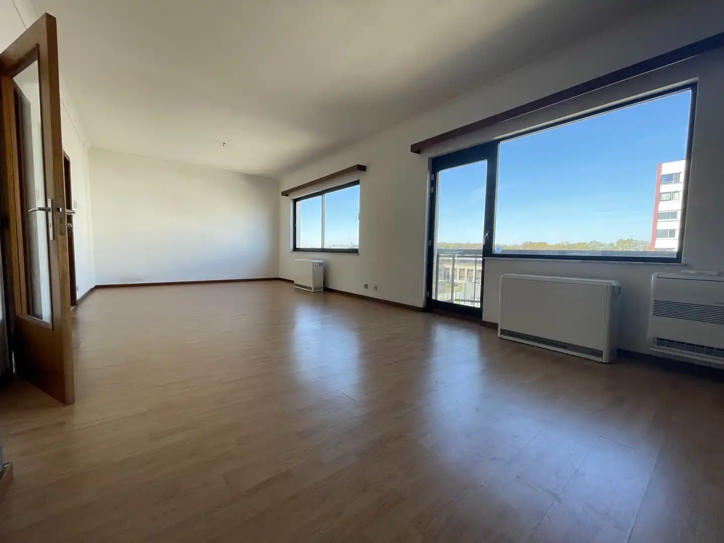 Instapklaar appartement rondom het centrum van Genk met 3 slaapkamers foto 9