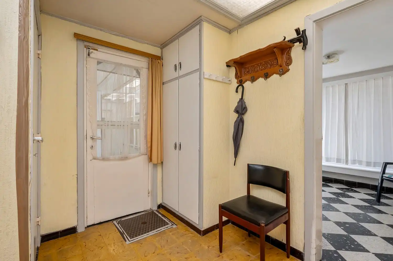 Te renoveren halfopen bebouwing op een perceel van 361 m². foto 12