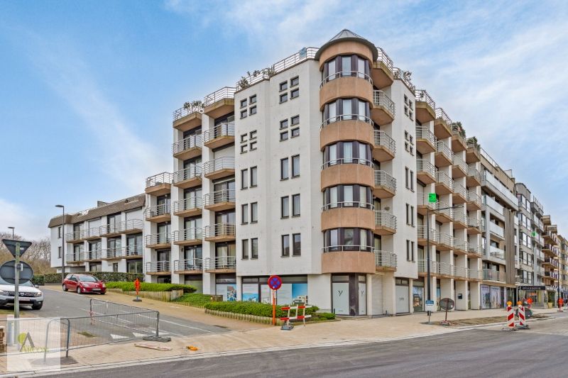 Res "ODK Promenade IX" foto {{pictureIndex}}