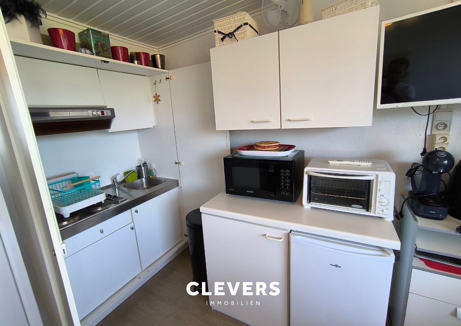 Op te frissen vakantieappartement met zonnig terras foto 10