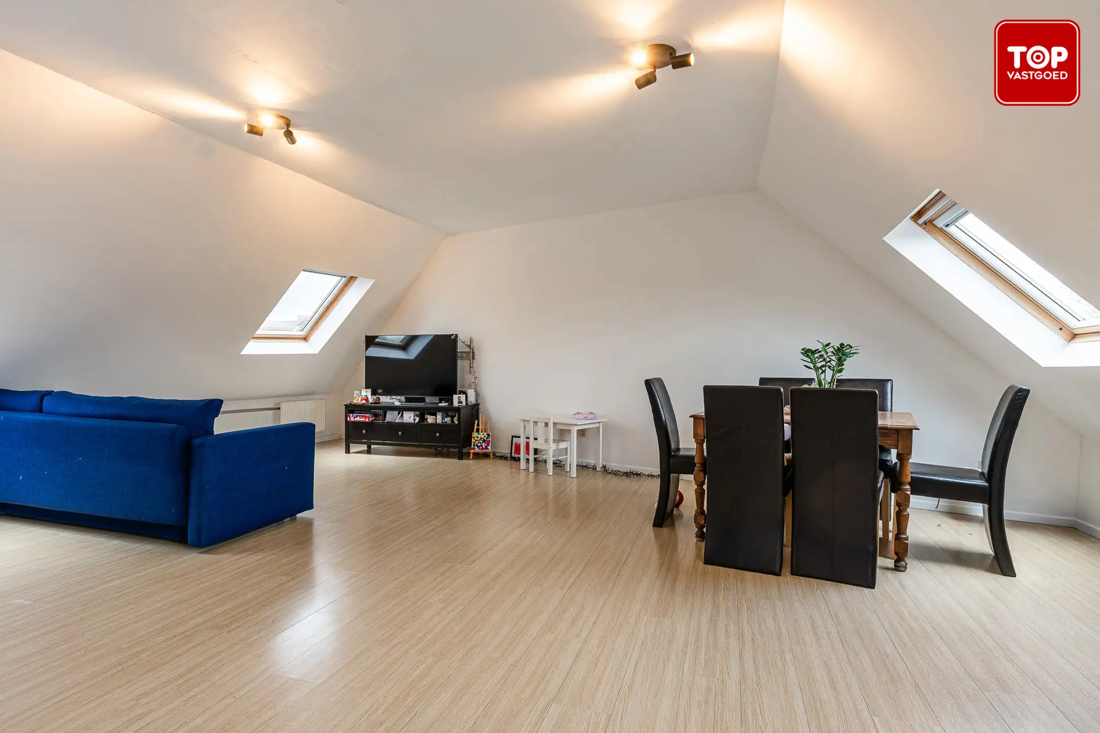 Instapklaar appartement met 3 slaapkamers in rustige buurt Gentbrugge foto 6