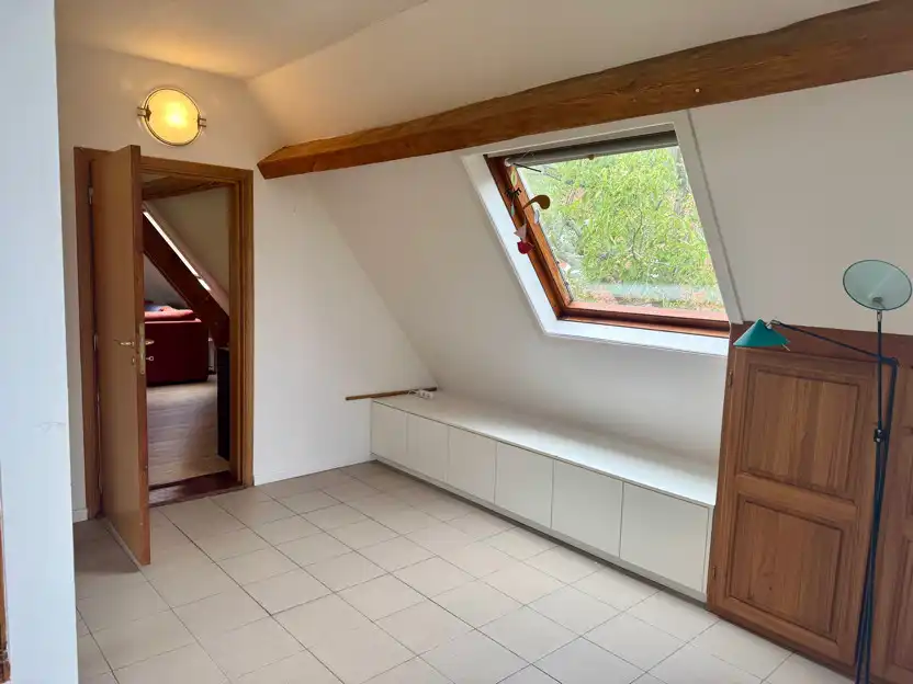 PRACHTIG IN HET GROEN GELEGEN APPARTEMENT TE ASSENT! foto 6