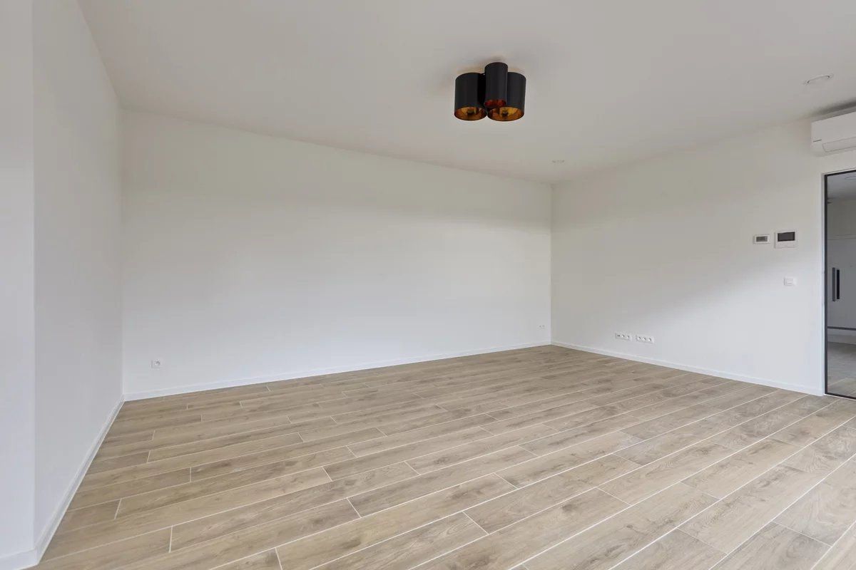 EXCLUSIEF EN KWALITATIEF NIEUWBOUWAPPARTEMENT VAN 163 M² MET 3 SLPK'S, 2 BADK'S EN RIANTE TERRASSEN IN MUNSTERBILZEN foto 6