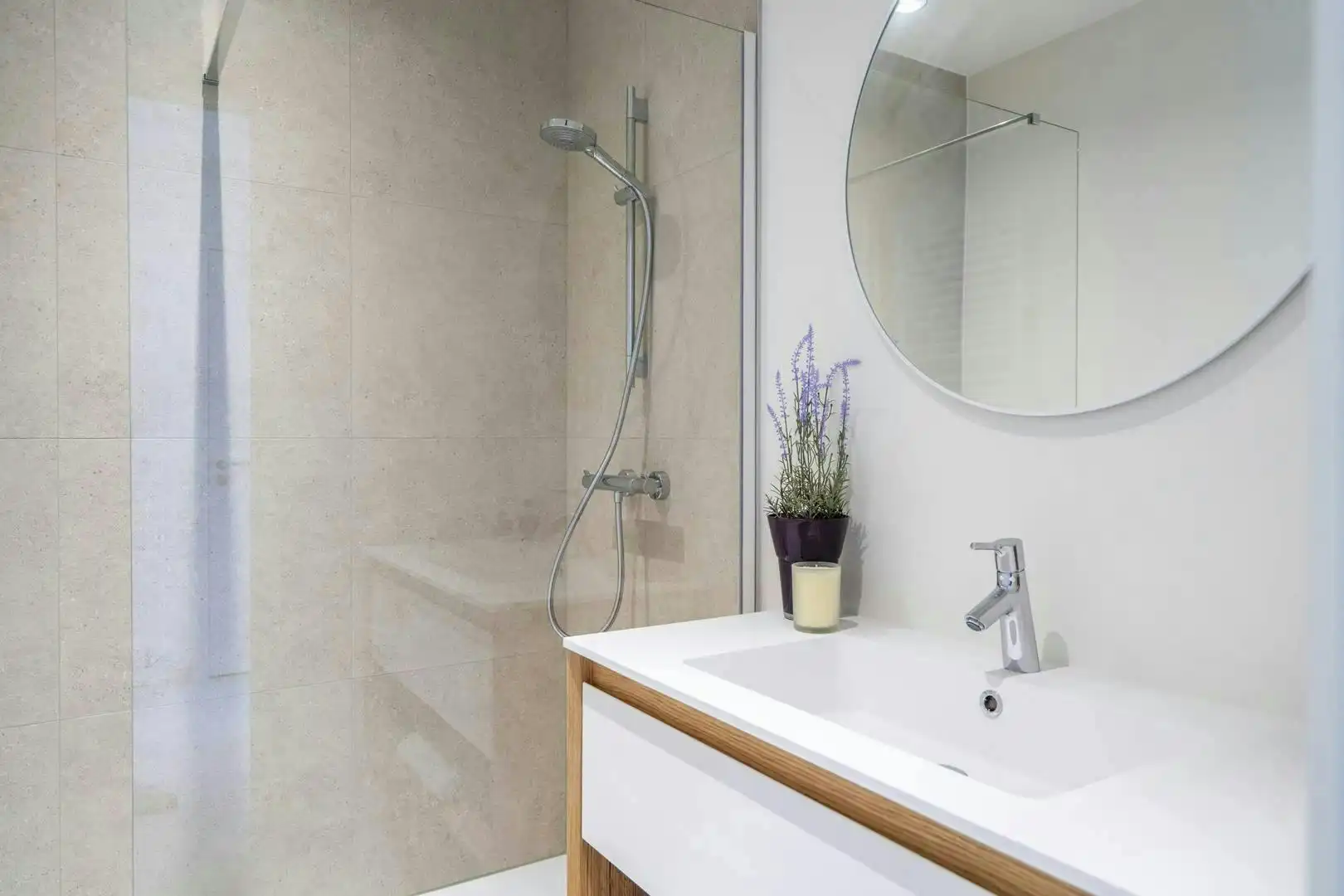 Nieuw 2-slaapkamerappartement te koop te Zwevegem foto 10