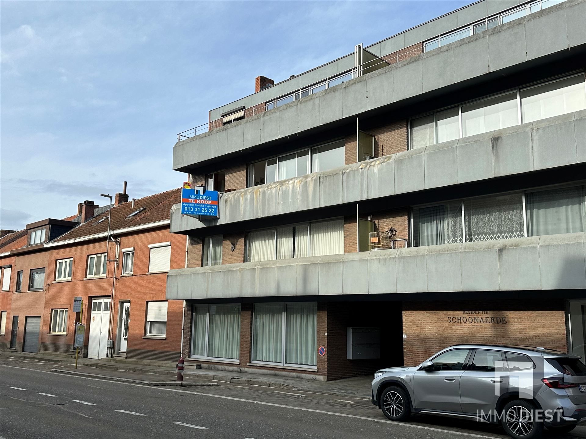 Appartement met 3 slpks, garage en kelder foto {{pictureIndex}}