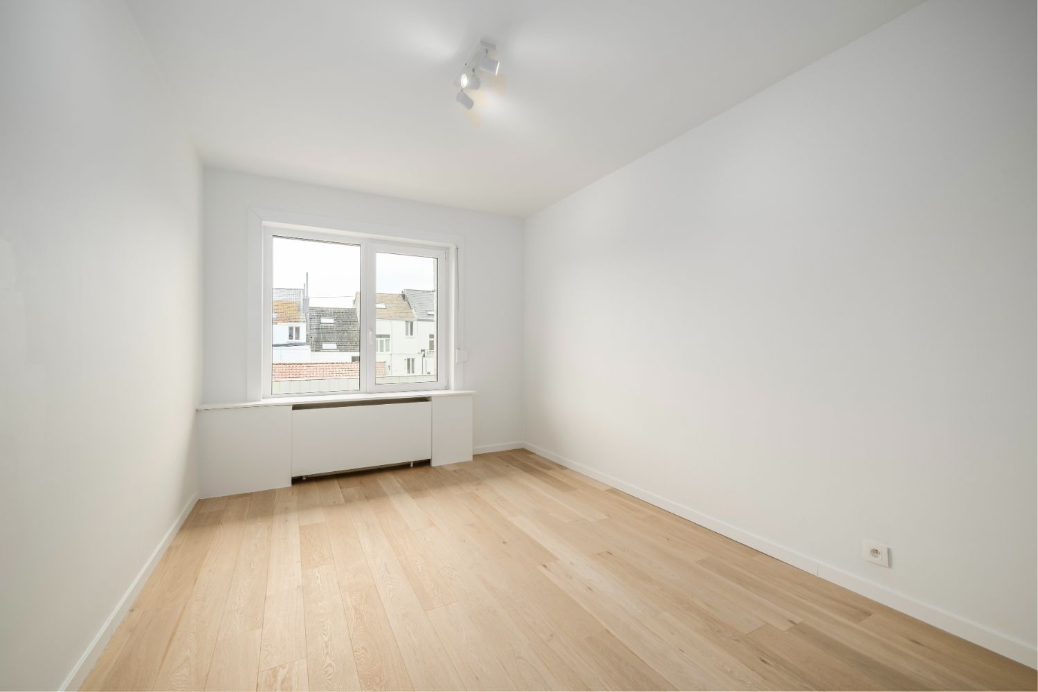 Gerenoveerd appartement met open zicht! foto 11
