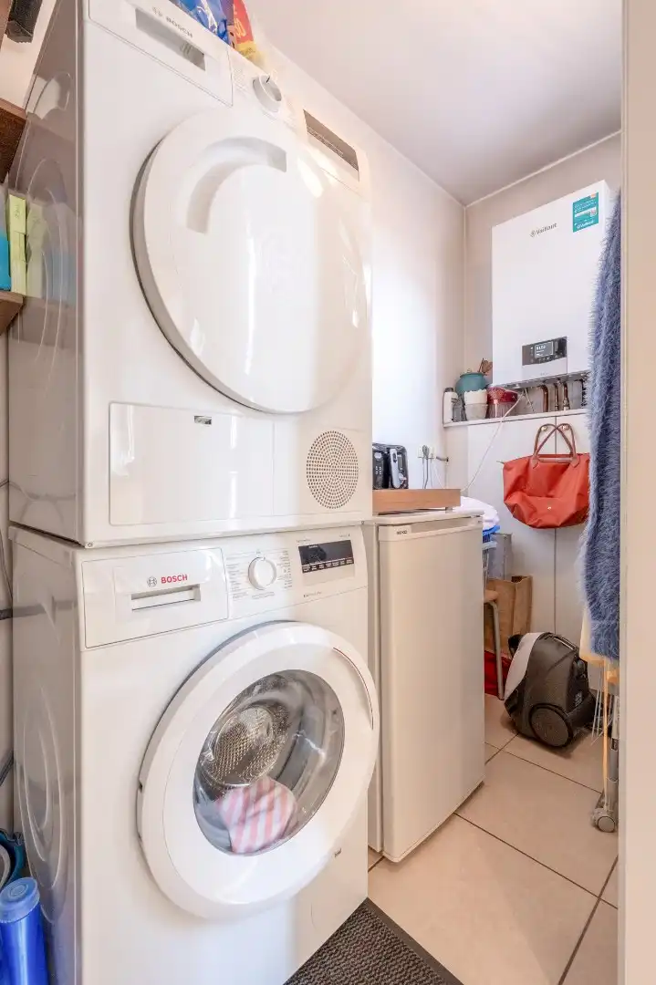 Netjes verzorgd duplex appartement met drie slaapkamers en standplaats op wandelafstand van de markt foto 17