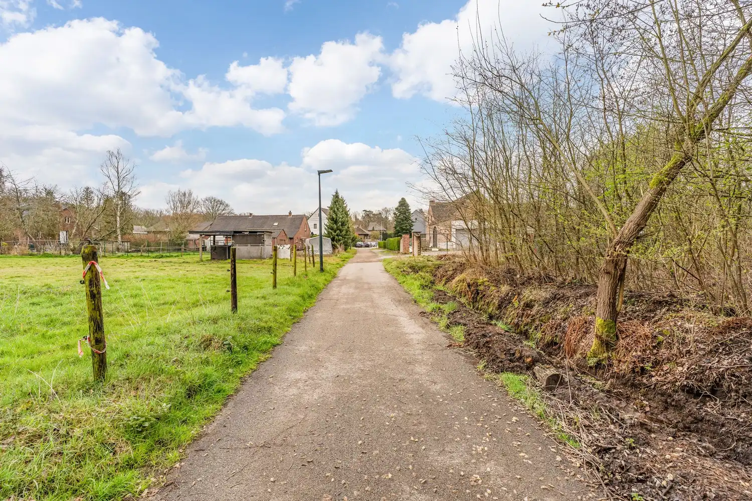 Unieke bouwgrond voor open bebouwing GENK foto 2