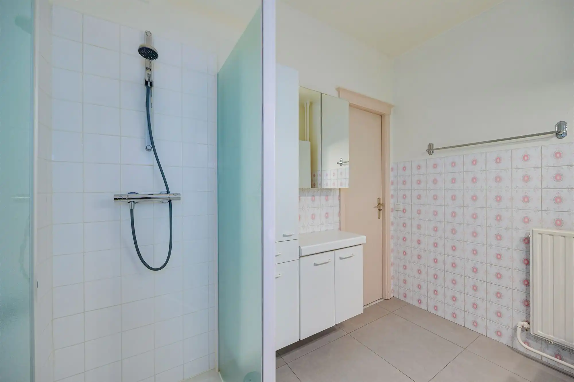 Appartement met 2 slaapkamers en twee terrassen en P foto 15