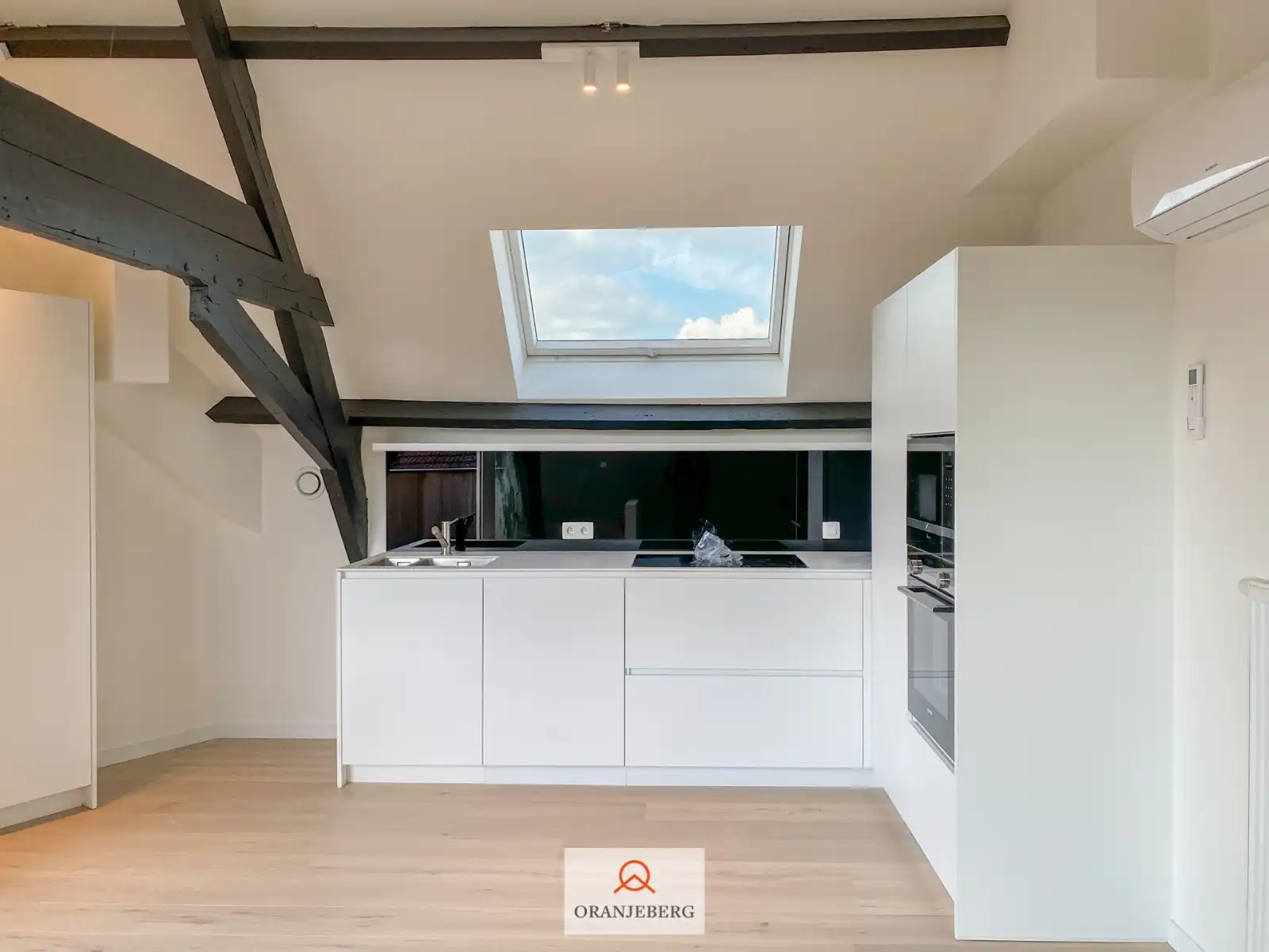 Prachtige duplex met zonnig terras aan Coupure foto 27