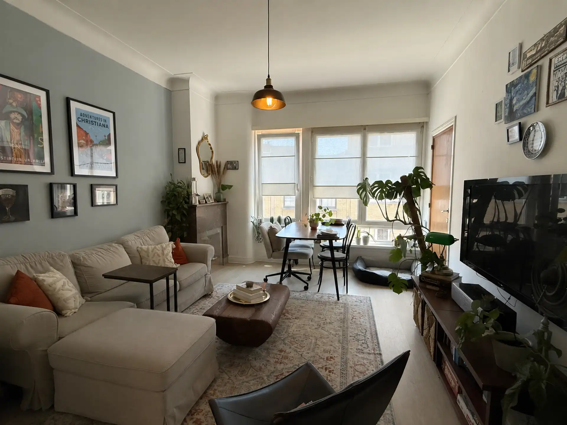 Centraal gelegen appartement met 2 slaapkamers en terras foto 2
