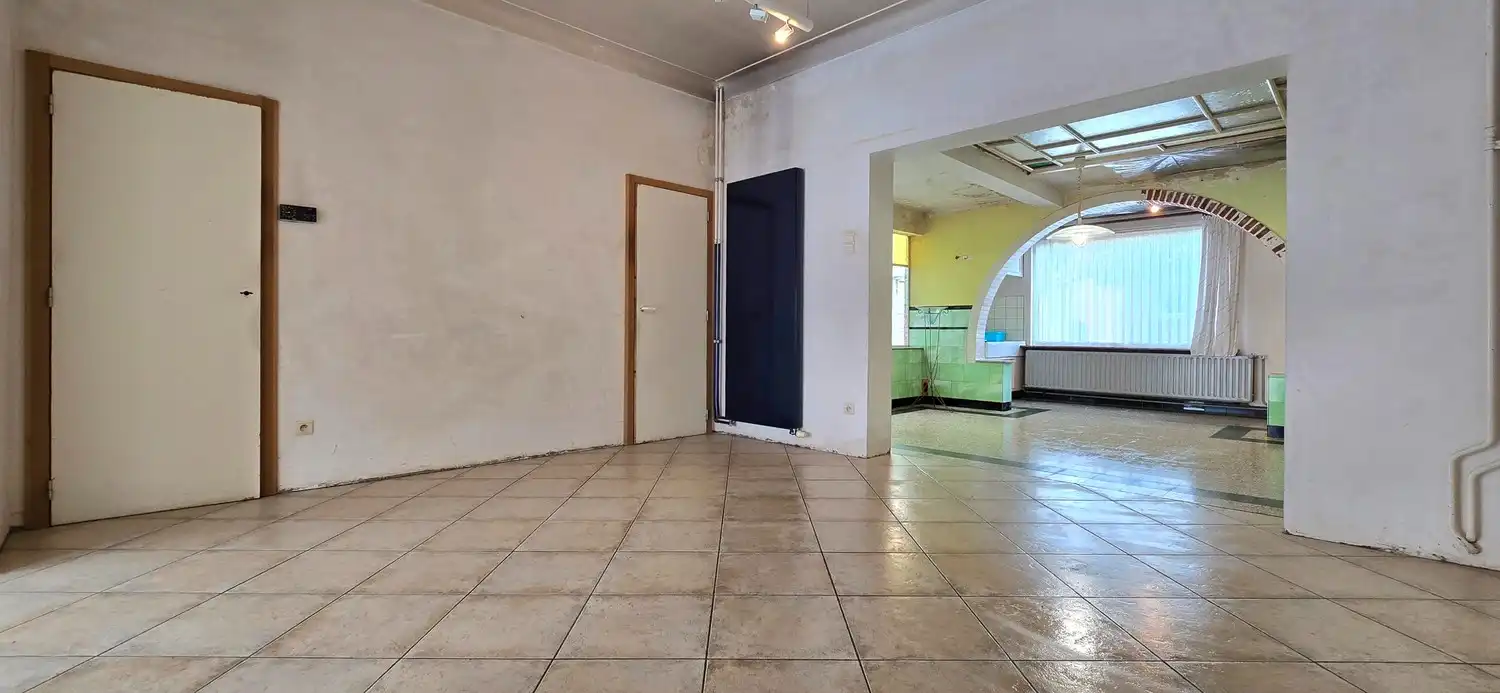 Te renoveren gesloten bebouwing te koop foto 10