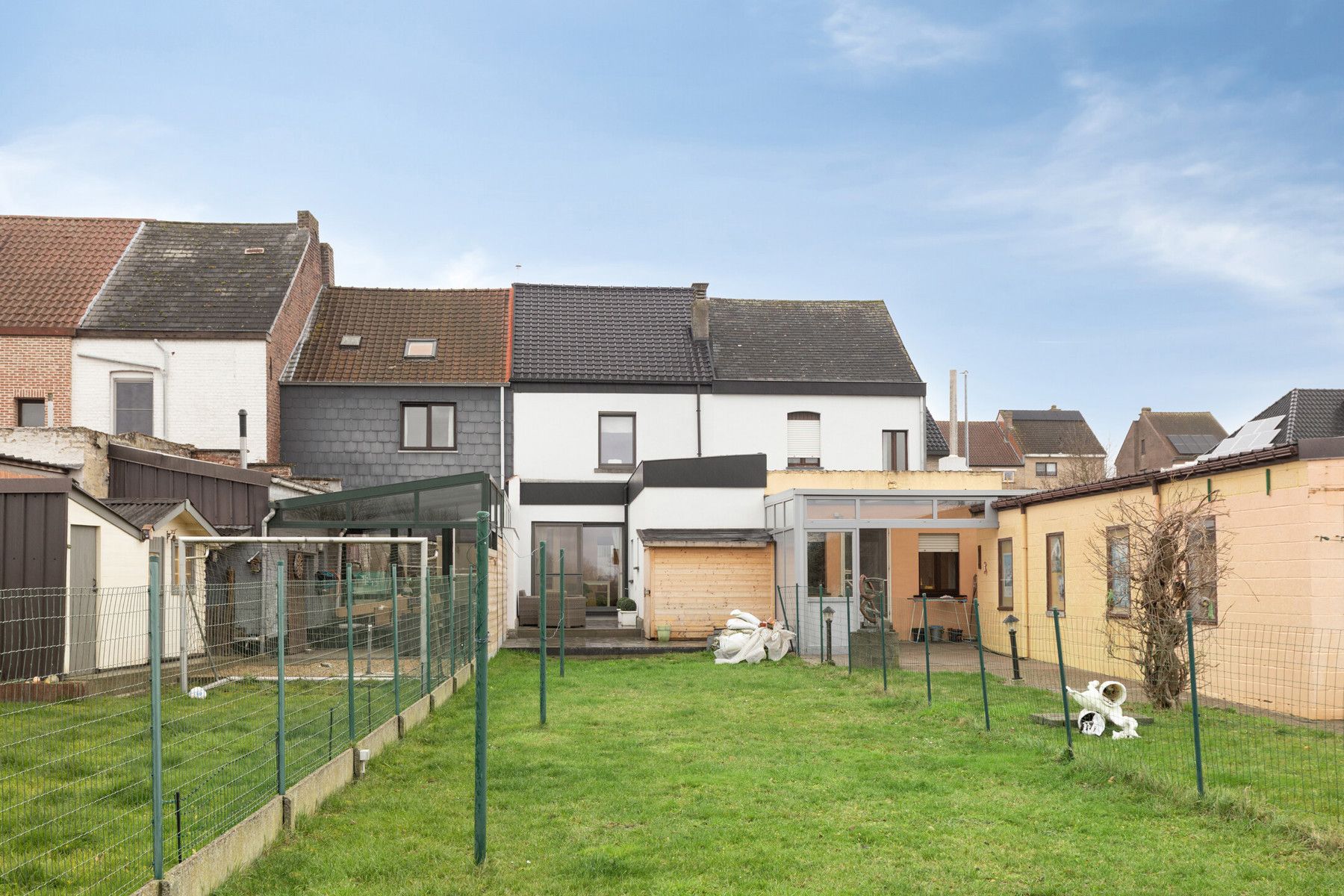 Gezellige instapklare rijwoning  foto 4