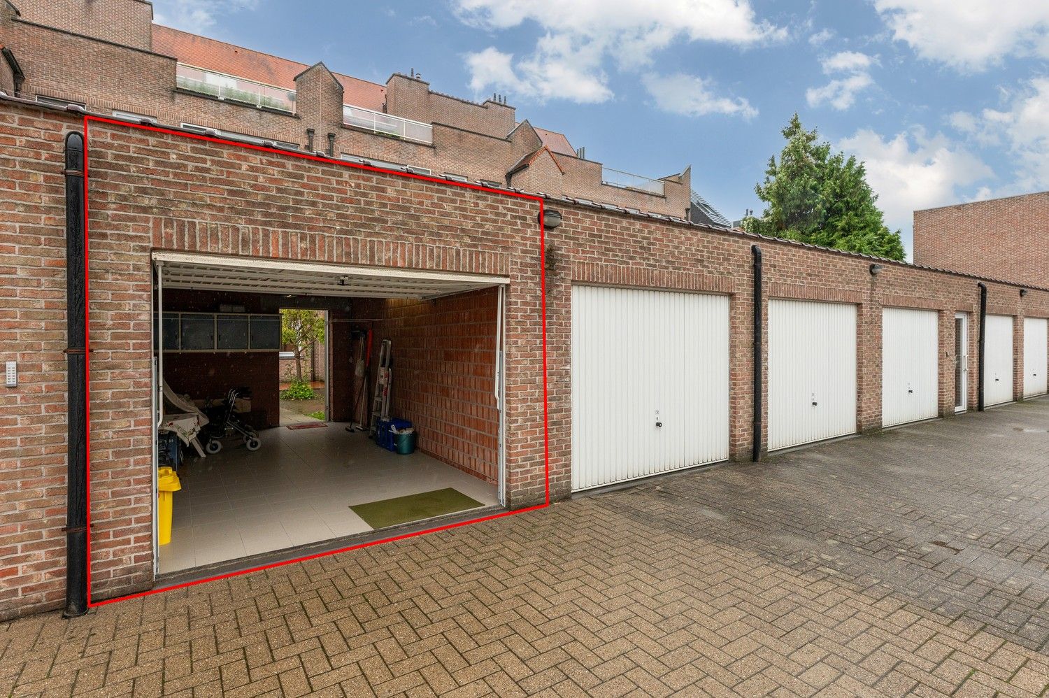 gelijkvloers app. met garage foto 29