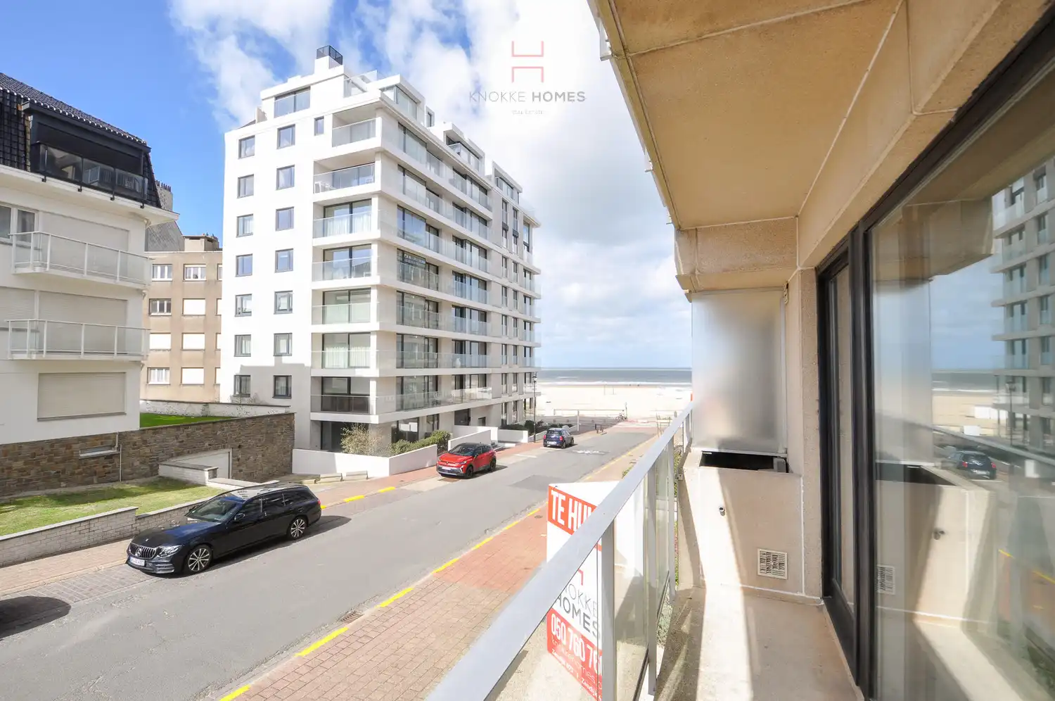 Gemeubeld appartement met zijdelings zeezicht in Duinbergen foto 2