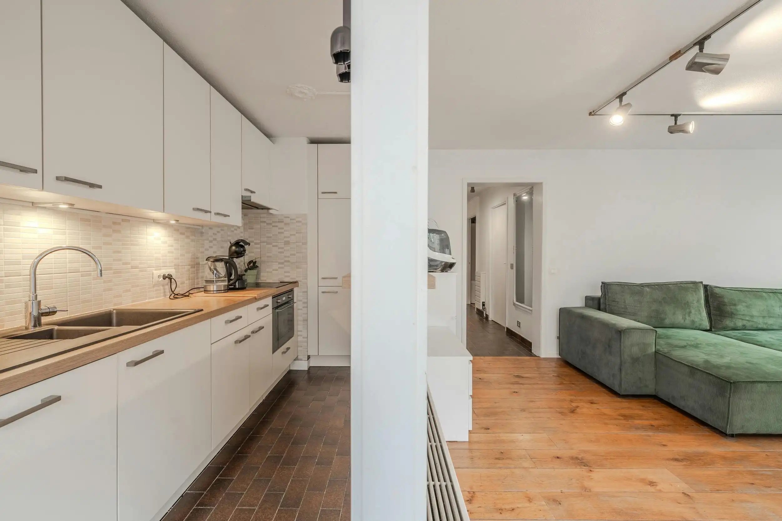 Centraal gelegen hoekappartement met 2 slaapkamers foto 4