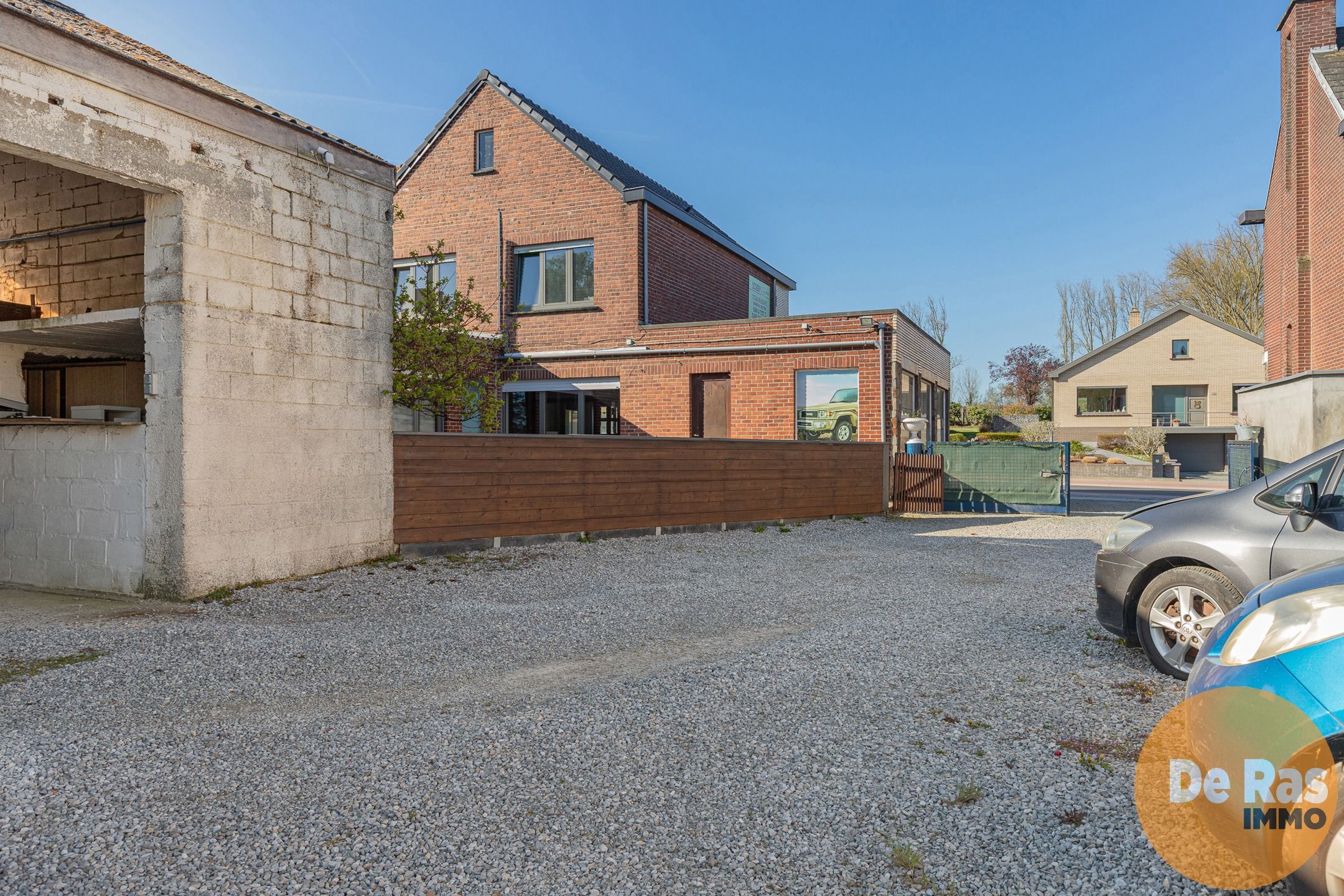 BURST - Solide woning met vergunde loods (400m²) foto 22