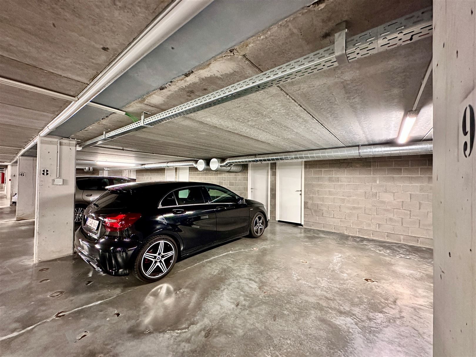 Parking/Garagebox foto 3