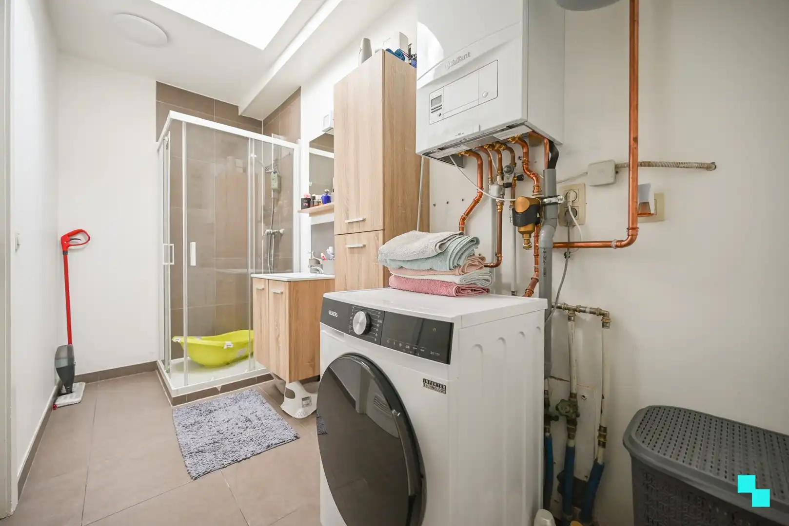 Ideale opbrengsteneigendom te hartje Izegem foto 12