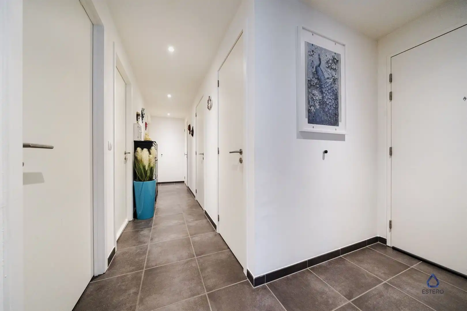 Instapklaar 3-slaapkamer appartement met dakterras foto 13