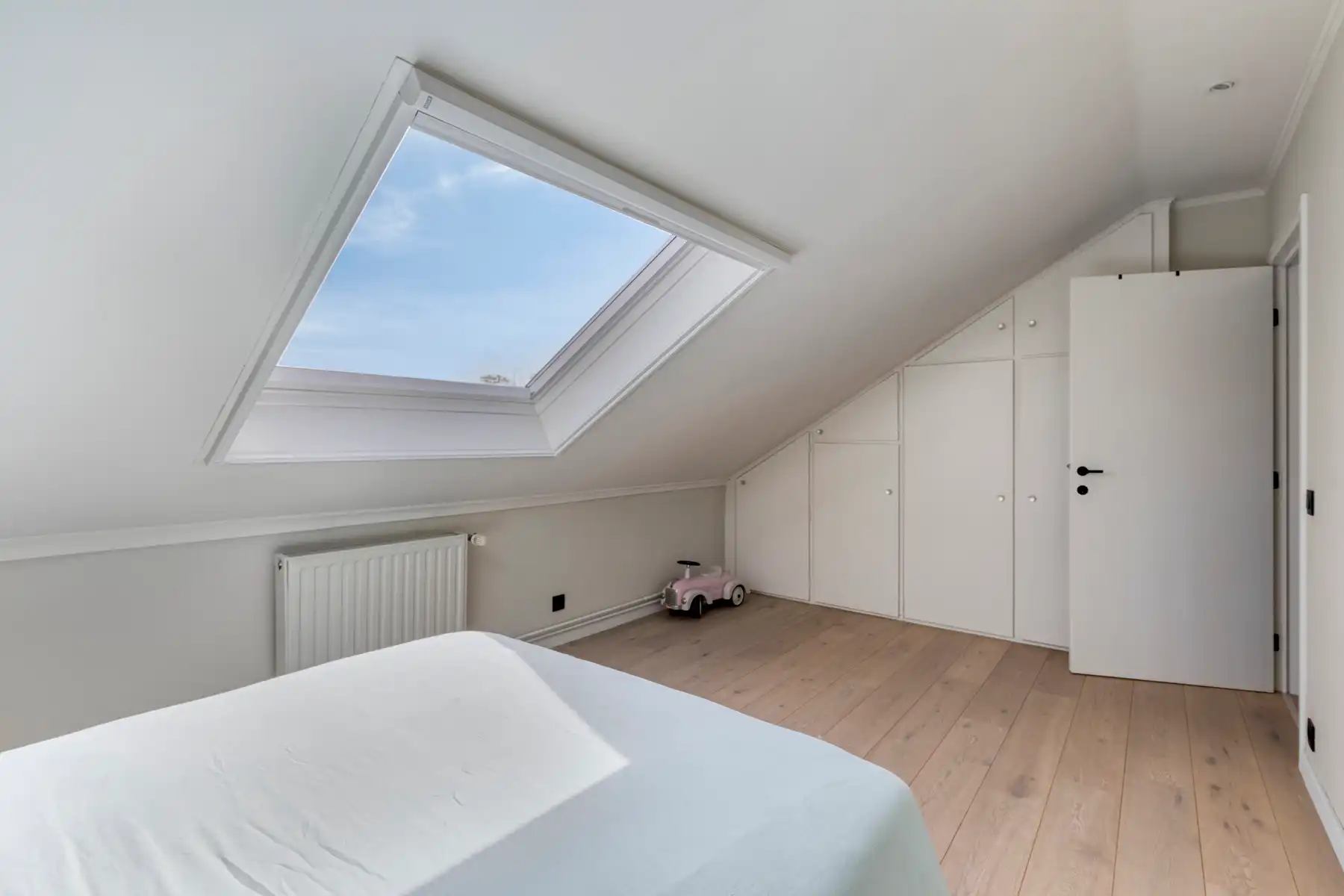 Idyllisch gelegen gerenoveerde HOB op 11a 7ca! foto 16