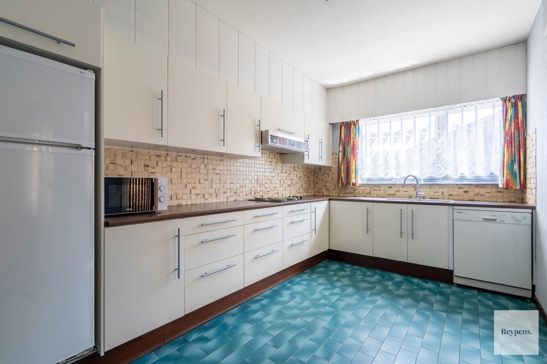 Goed gelegen bel-etage woning met mogelijkheden foto 9