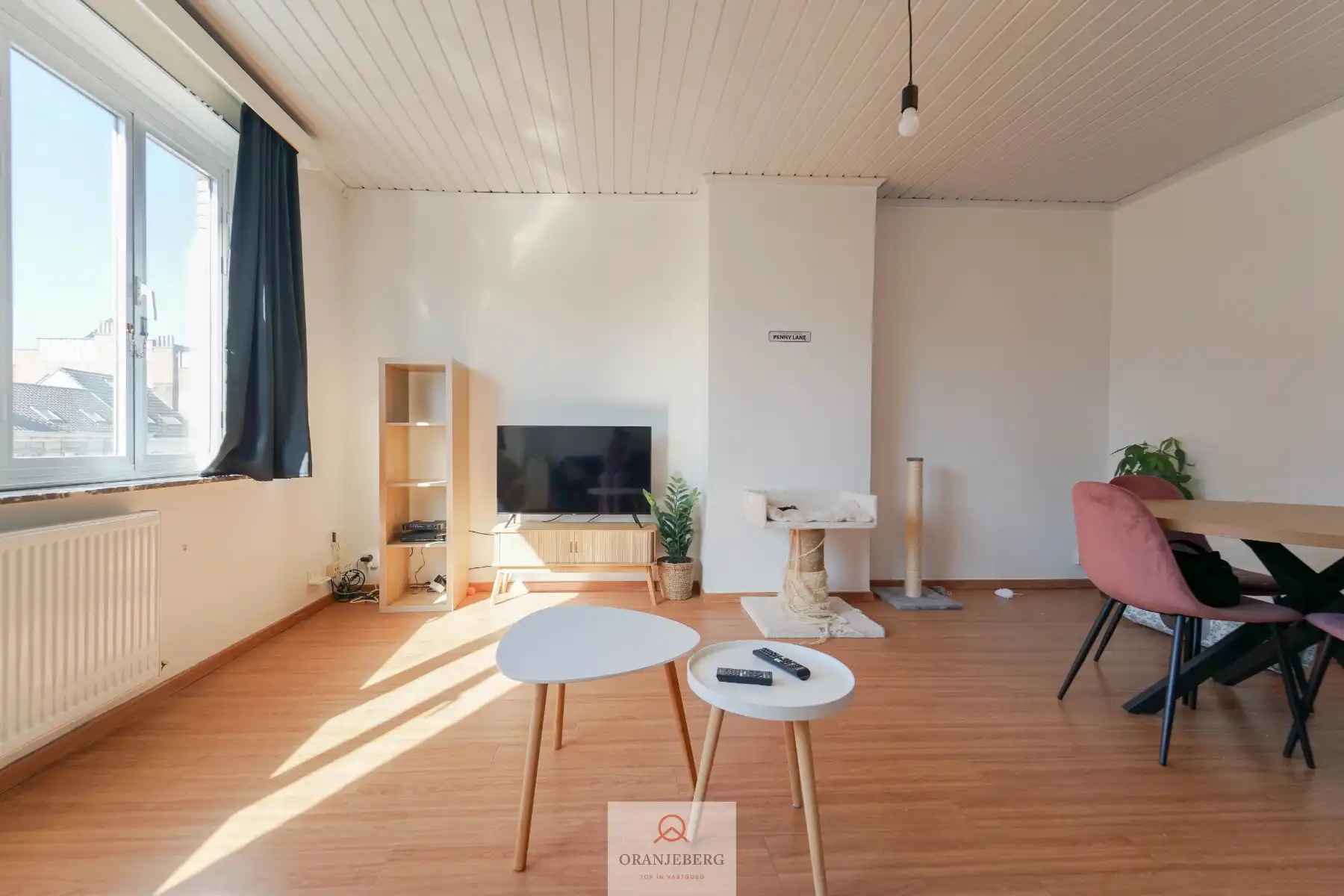 Ruim 2 slpk-appartement aan station Gent-Sint-Pieters foto 9